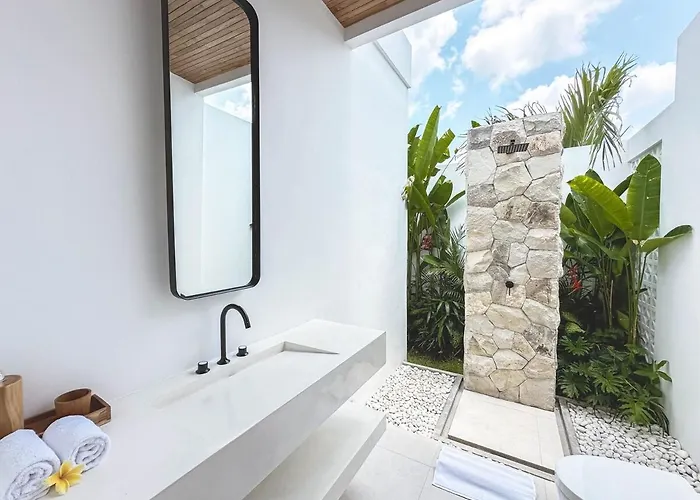 Villa Casa Petak 9 - Architectural 3br Tropical Paradise With Pool In Pererenan