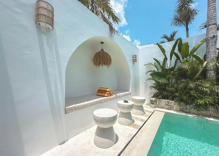Casa Petak 9 - Architectural 3br Tropical Paradise With Pool In Pererenan Villa Canggu (Bali)